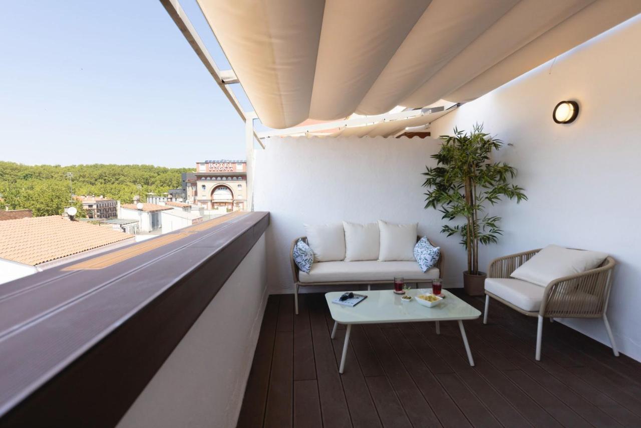 Bravissimo Eiximenis, With Beautiful Terrace And Views Apartment Girona Bagian luar foto