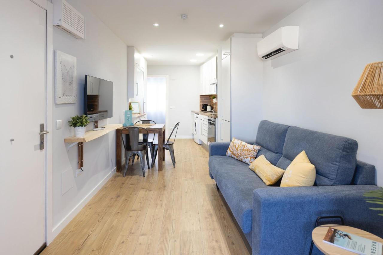 Bravissimo Eiximenis, With Beautiful Terrace And Views Apartment Girona Bagian luar foto