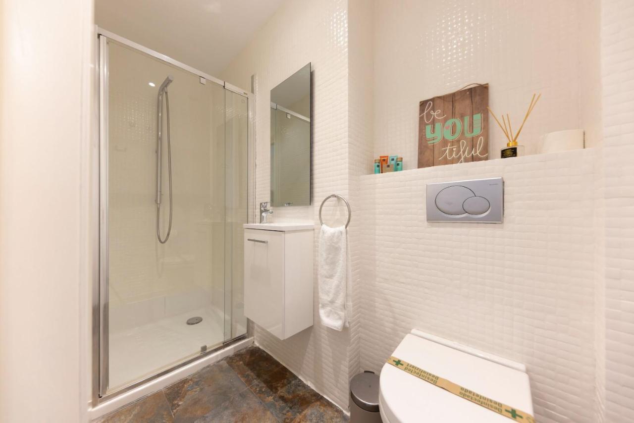 Bravissimo Eiximenis, With Beautiful Terrace And Views Apartment Girona Bagian luar foto