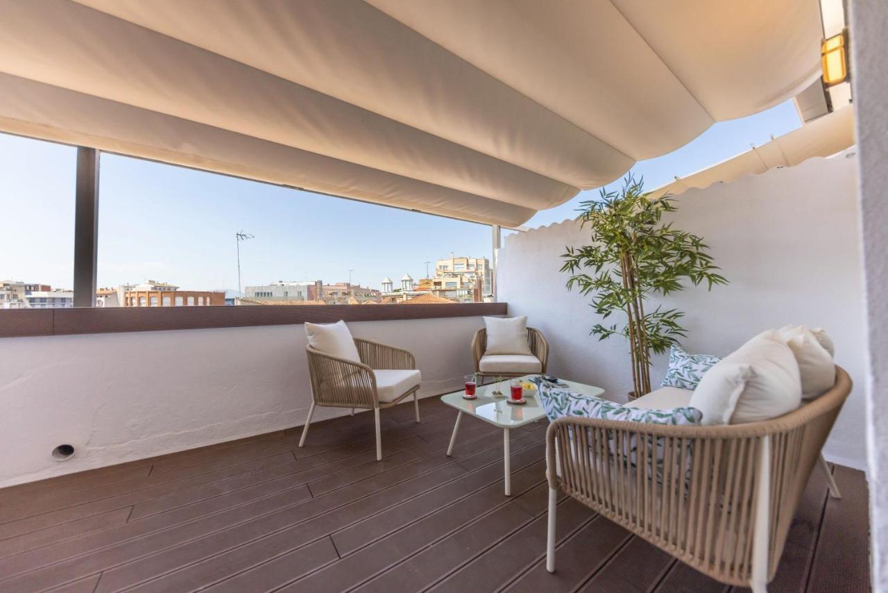 Bravissimo Eiximenis, With Beautiful Terrace And Views Apartment Girona Bagian luar foto