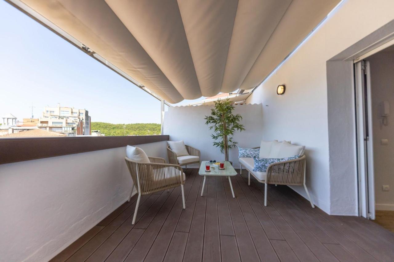 Bravissimo Eiximenis, With Beautiful Terrace And Views Apartment Girona Bagian luar foto